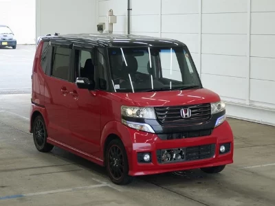 Honda N BOX CUSTOM