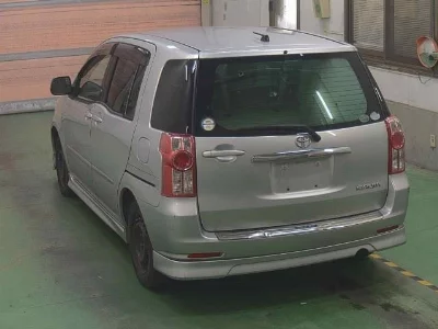 Toyota Raum