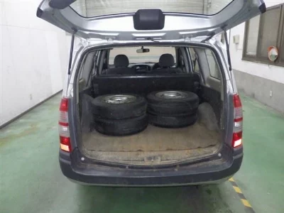 Toyota SUCCEED VAN
