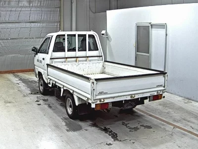 Toyota Lite Ace Truck