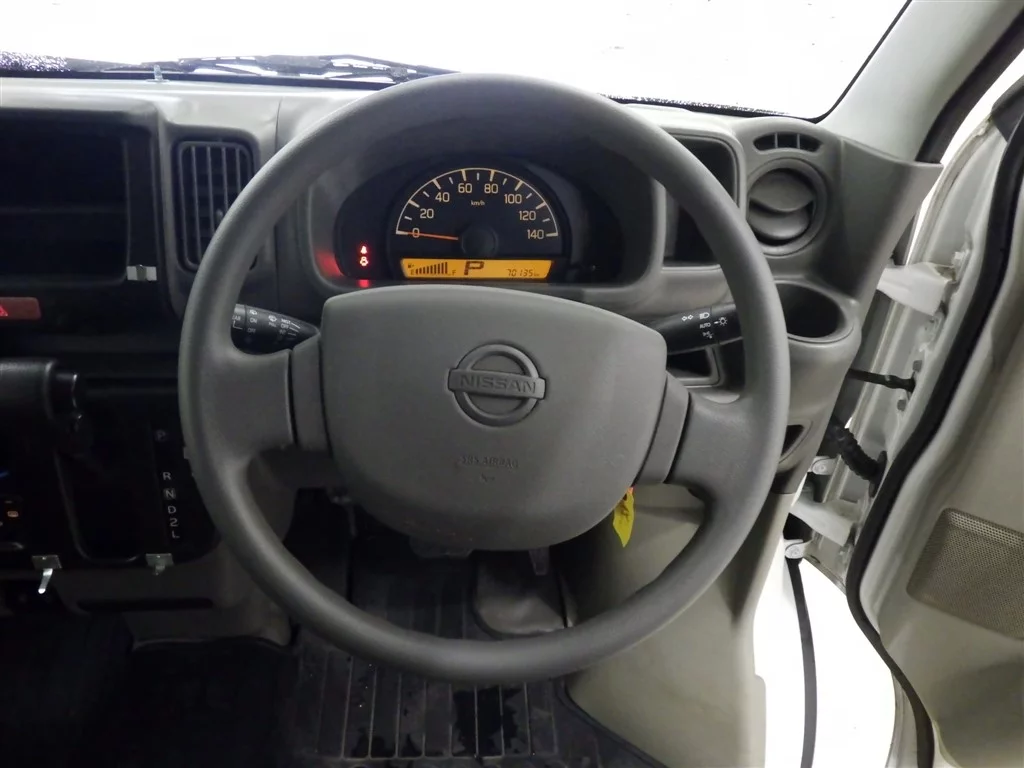 Nissan NV100 Clipper  с аукциона в Японии
