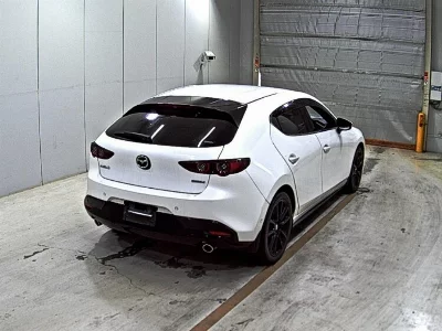 MAZDA MAZDA3 FASTBACK