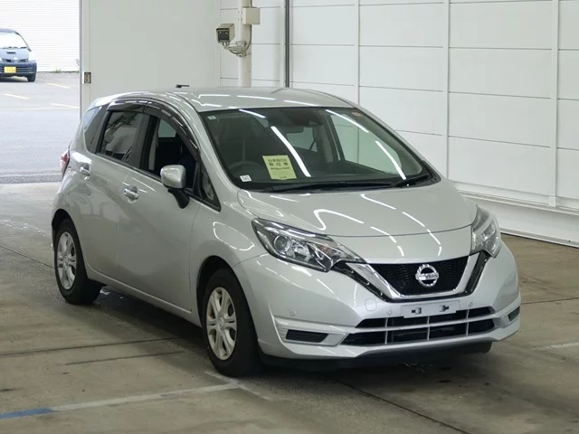 Nissan Note  с аукциона в Японии