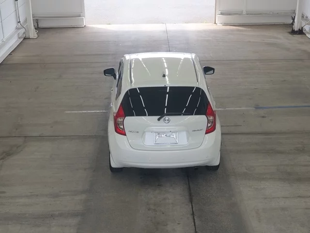 Nissan Note  с аукциона в Японии