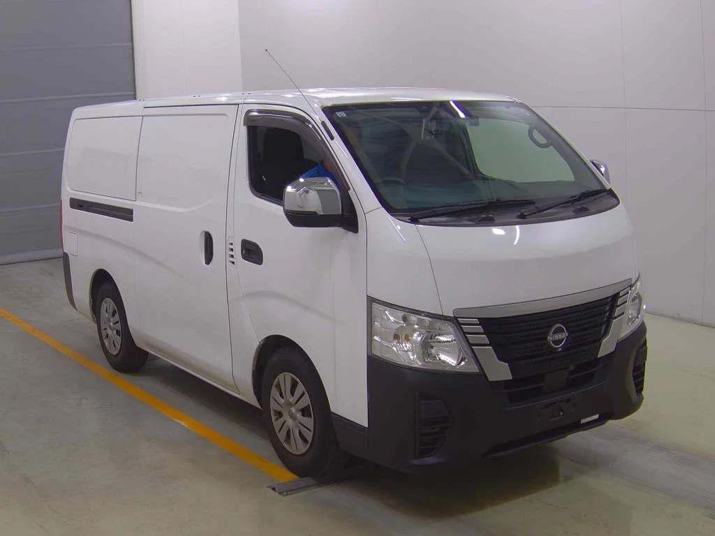 Nissan Caravan  с аукциона в Японии