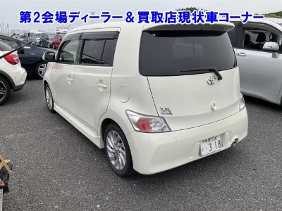 Toyota bB