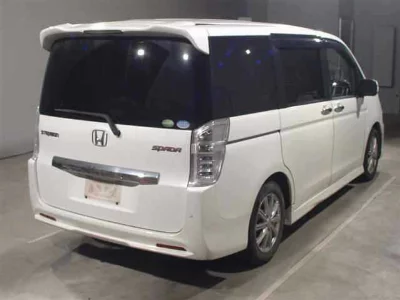 Honda STEPWGN SPADA