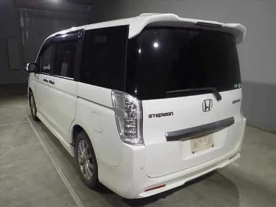 Honda STEPWGN SPADA