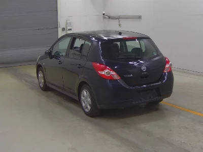 Nissan Tiida
