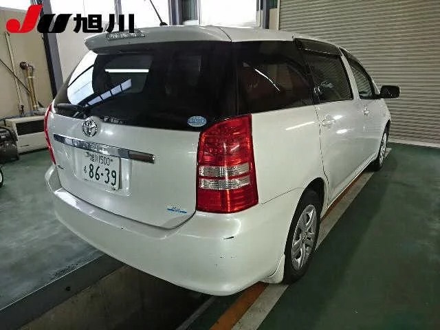 Toyota Wish  с аукциона в Японии