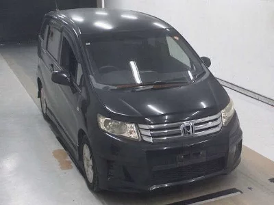 Honda Freed Spike