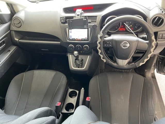 Nissan Lafesta  с аукциона в Японии