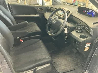 Honda Freed Spike