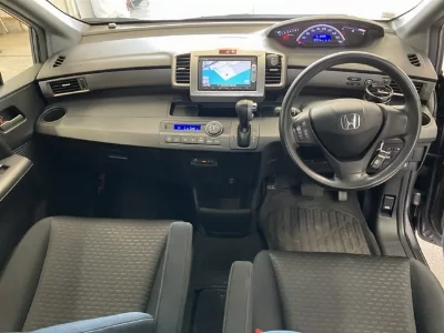 Honda Freed Spike