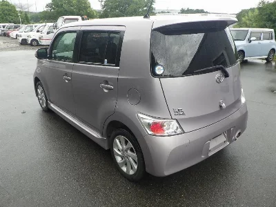 Toyota bB
