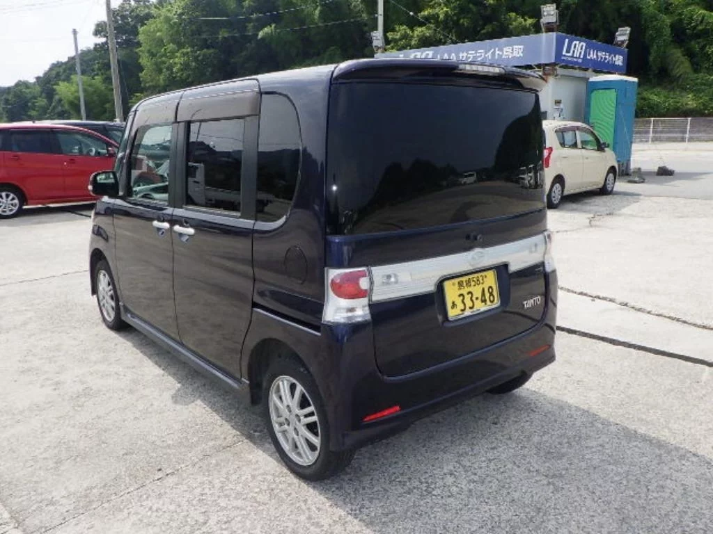Daihatsu Tanto  с аукциона в Японии