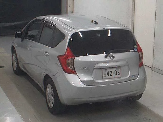 Nissan Note  с аукциона в Японии