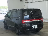 Цена авто Mitsubishi  с аукционов Японии, номер кузова CV4W, пробег 93 000, оценка 7