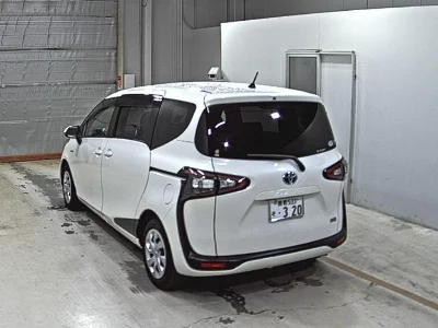 Toyota Sienta