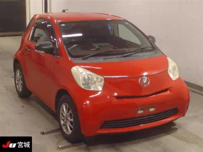 Toyota iQ