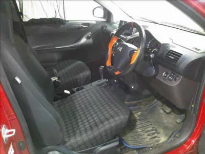 Toyota iQ