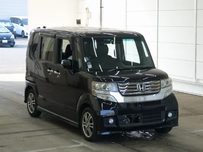 Honda N BOX CUSTOM