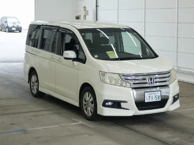 Honda STEPWGN SPADA
