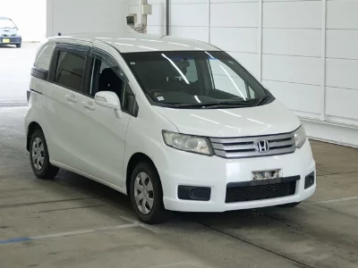 Honda Freed Spike