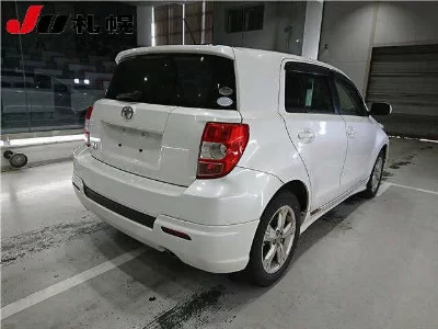 Toyota Ist