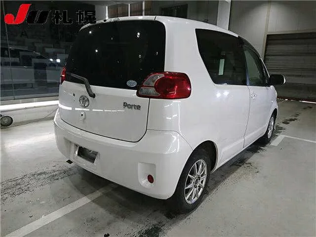 Toyota Porte  с аукциона в Японии