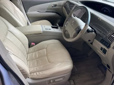 Toyota Estima Hybrid