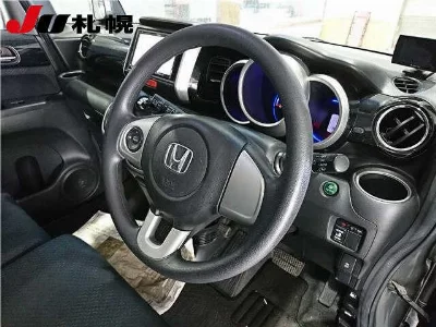 Honda N-Box+