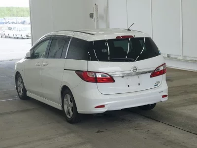 Nissan Lafesta