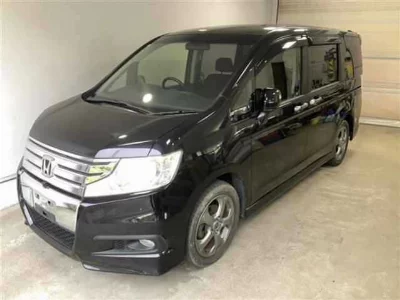 Honda STEPWGN SPADA
