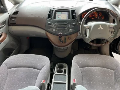 Mitsubishi Grandis