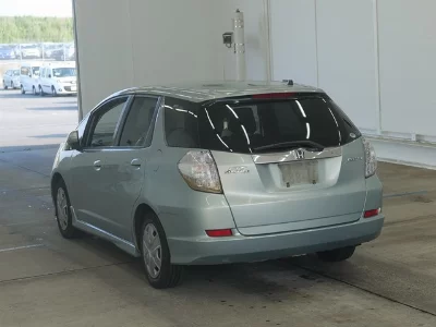 Honda FIT SHUTTLE HYBRID
