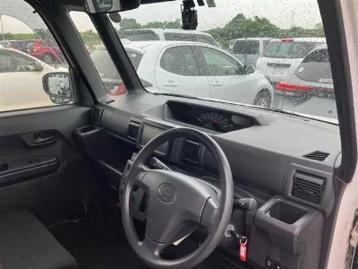 Daihatsu HIJET CADDY