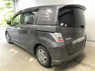 Honda Freed Spike