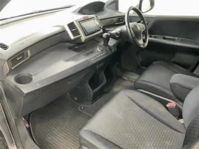 Honda Freed Spike