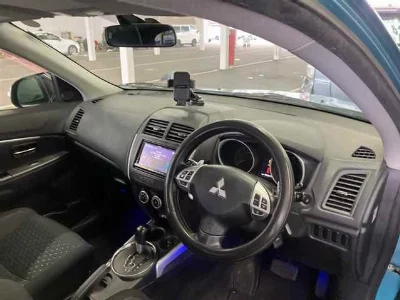 Mitsubishi RVR