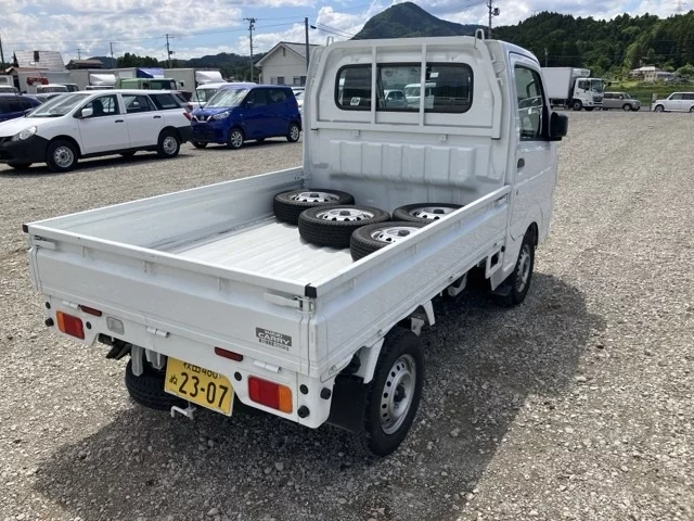 Suzuki CARRY  с аукциона в Японии