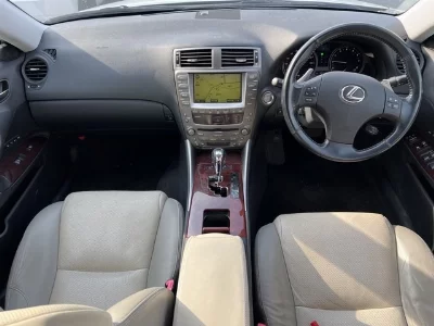 LEXUS IS