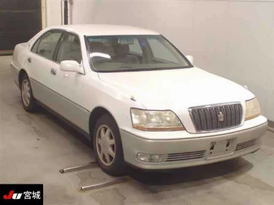 TOYOTA CROWN MAJESTA