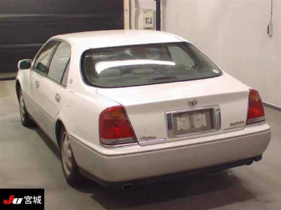 TOYOTA CROWN MAJESTA