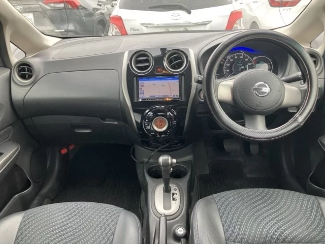 Nissan Note  с аукциона в Японии