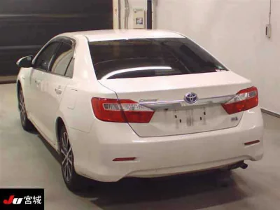 TOYOTA CAMRY