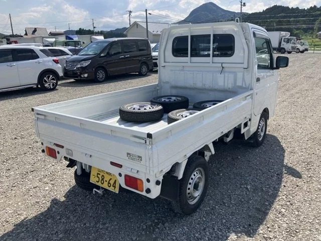 Suzuki CARRY  с аукциона в Японии