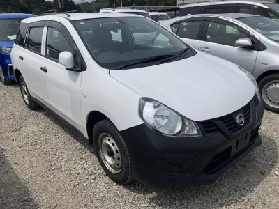 Nissan AD