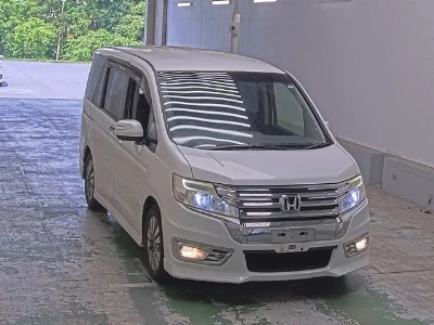 Honda STEPWGN SPADA