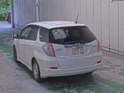 Honda FIT SHUTTLE HYBRID